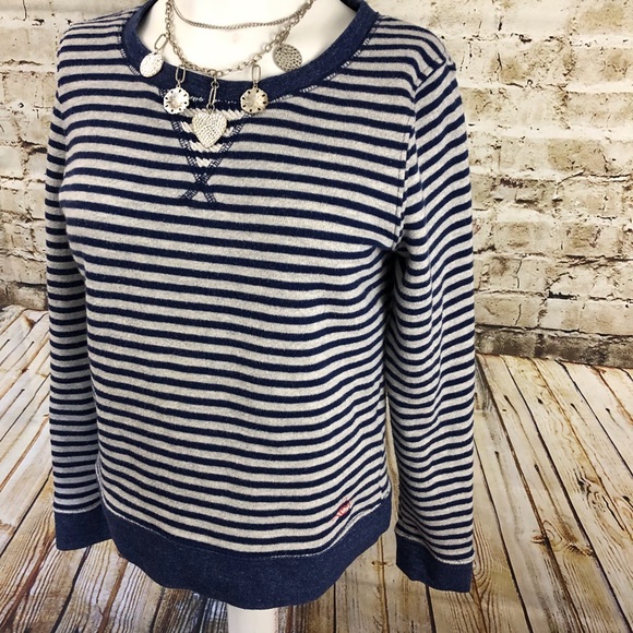 Levi's Tops - Levi’s sweatshirt